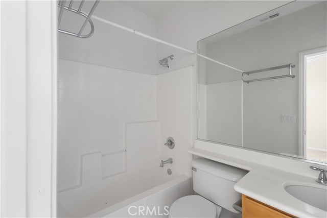 Image 21 of 29 For 19131 Camassia Court