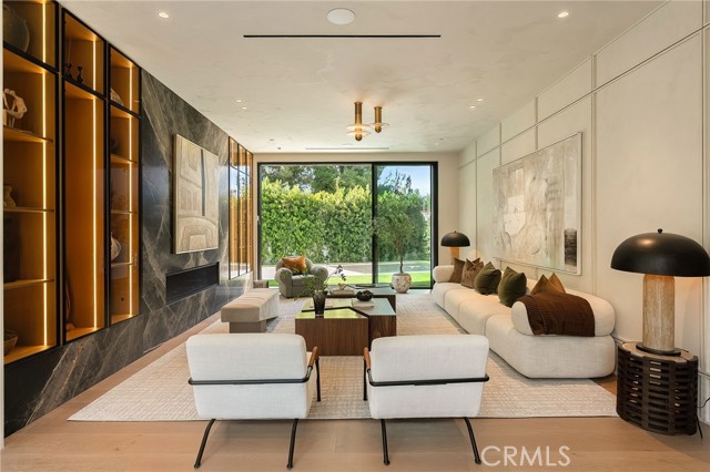 16093 Royal Oak Road photo 39