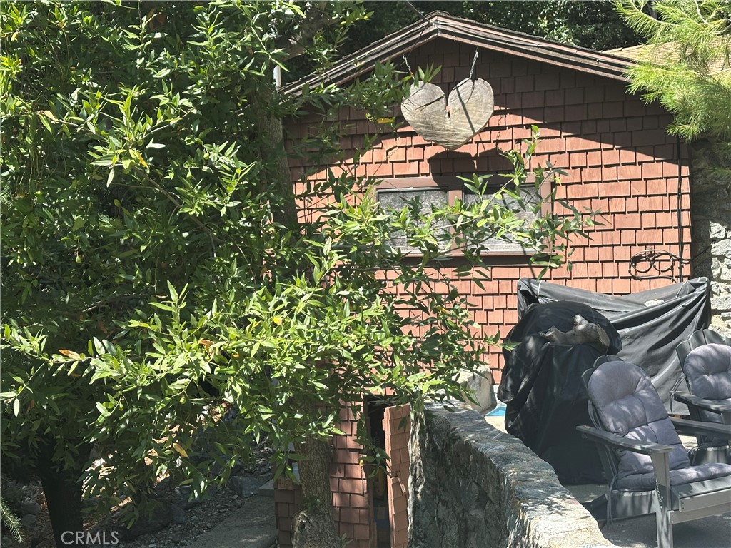 https://media.crmls.org/medias/f9573b73-5f89-4090-a2b1-7b68bbcb6bc0.jpg?preset=X-Large