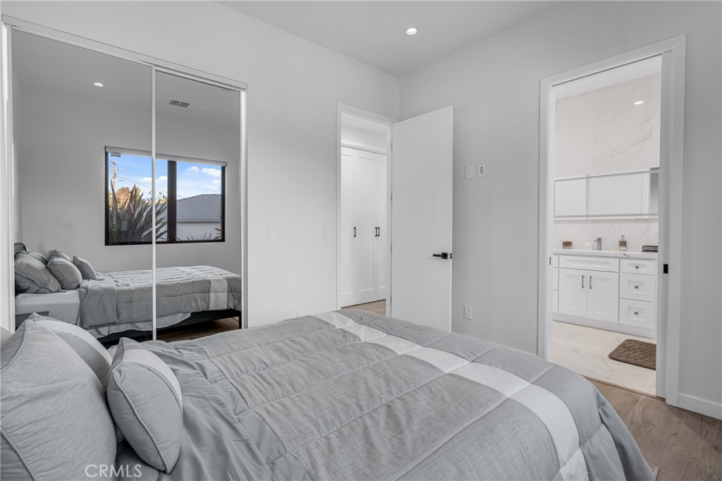 MLS #SB25163929 image #33