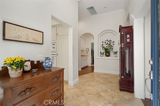 Detail Gallery Image 7 of 39 For 40101 Corte Calanova, Murrieta,  CA 92562 - 3 Beds | 2 Baths