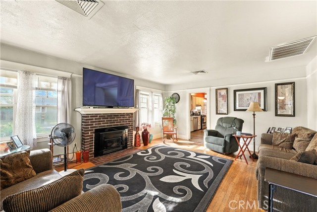 Detail Gallery Image 13 of 51 For 200 E 27th St, Merced,  CA 95340 - 2 Beds | 1 Baths