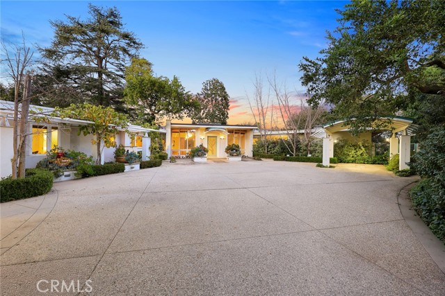 Details for 935 Hillcrest Place, Pasadena, CA 91106