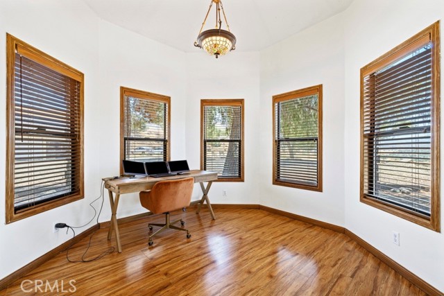 Detail Gallery Image 39 of 71 For 39330 W Hwy 198, Coalinga,  CA 93210 - 4 Beds | 3 Baths