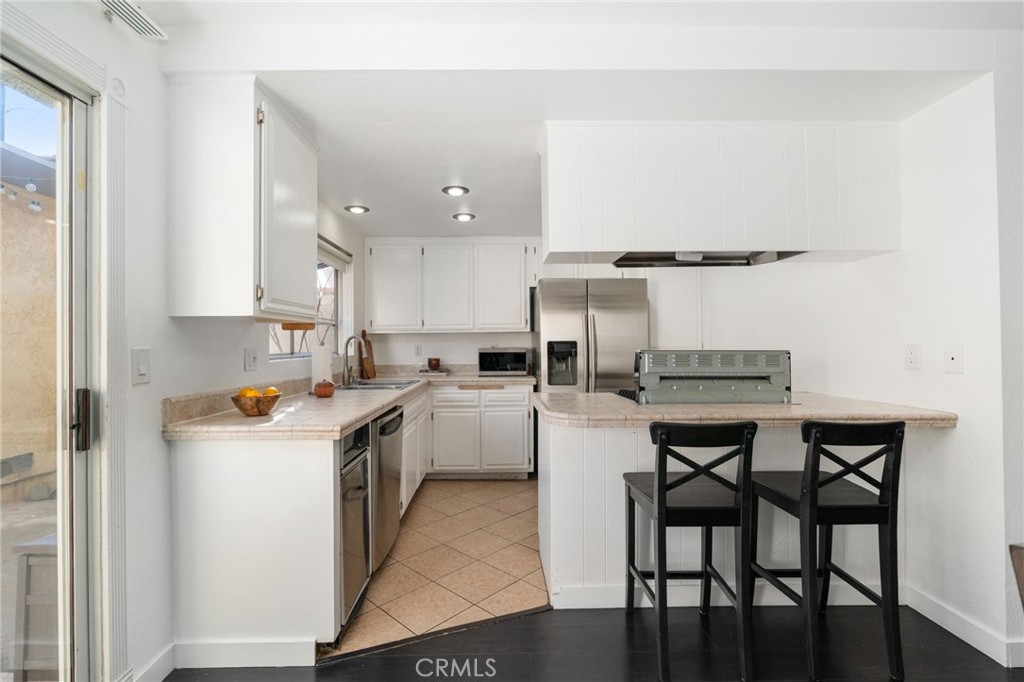 MLS #CV25226106 image #9