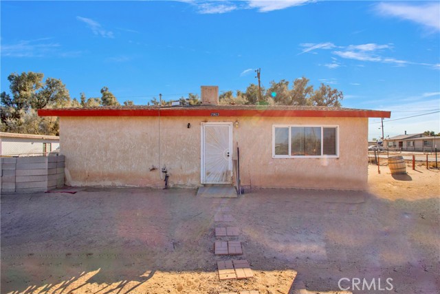 Detail Gallery Image 1 of 22 For 25623 Agate Rd, Barstow,  CA 92311 - 3 Beds | 1 Baths