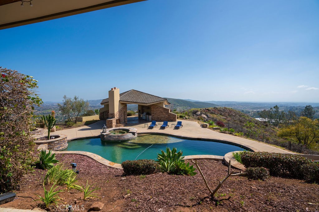 MLS #OC25023879 image #23