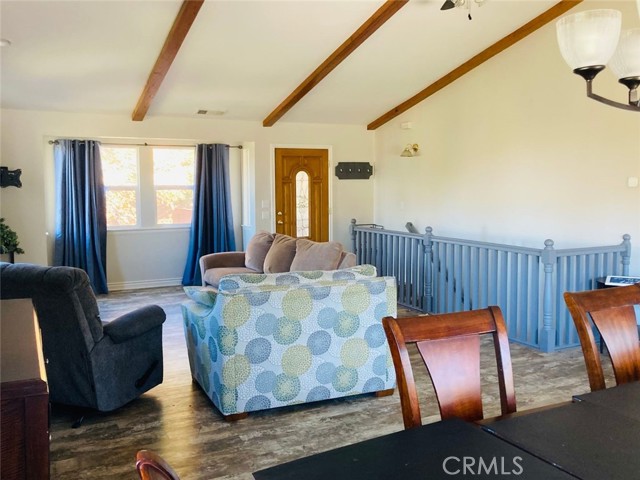 Detail Gallery Image 6 of 19 For 1302 Calgary Dr, Lake Arrowhead,  CA 92352 - 3 Beds | 2/1 Baths