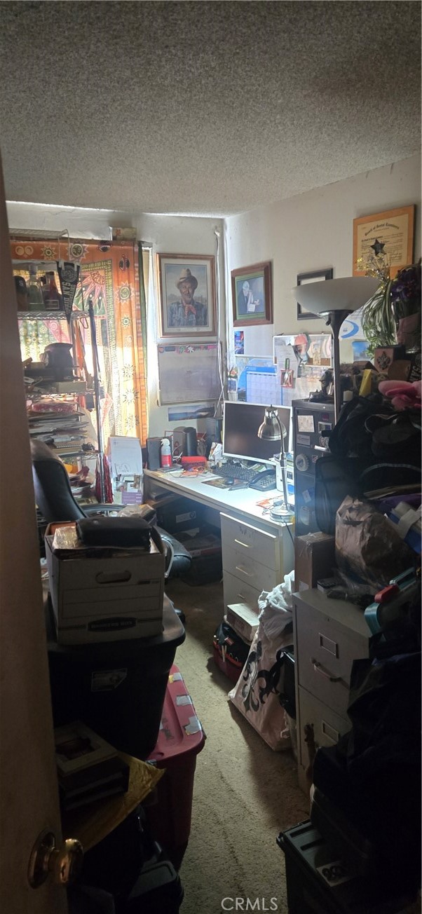 4527 Kickapoo Court, San Diego CA: https://media.crmls.org/medias/f95ac515-7906-446c-94d0-6f9016cac3ed.jpg