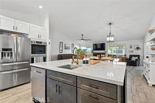 Detail Gallery Image 10 of 75 For 17940 Copper Queen Ln, Perris,  CA 92570 - 8 Beds | 3/1 Baths