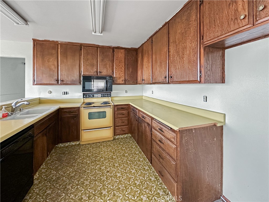 MLS #OR25246710 image #9