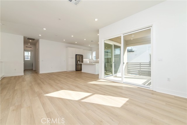 Detail Gallery Image 15 of 28 For 108 Tiffin, Irvine,  CA 92618 - 3 Beds | 2/1 Baths