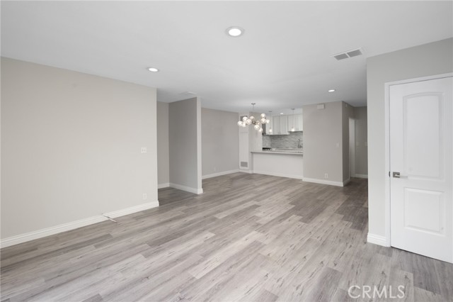 Detail Gallery Image 11 of 36 For 905 New Depot St #6,  Los Angeles,  CA 90012 - 3 Beds | 1/1 Baths