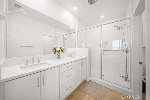 Detail Gallery Image 32 of 56 For 275 Sash, Irvine,  CA 92618 - 2 Beds | 2/1 Baths