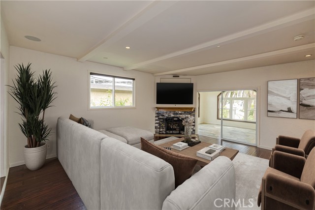 1036 Palos Verdes Boulevard, Redondo Beach CA: https://media.crmls.org/medias/f95e4e21-0cf6-4a7d-bef2-3c6c3206ac03.jpg