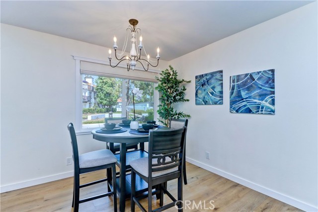 40 Lobelia, Rancho Santa Margarita CA: https://media.crmls.org/medias/f95f07da-42f0-4d80-8211-3f6fee990ce5.jpg