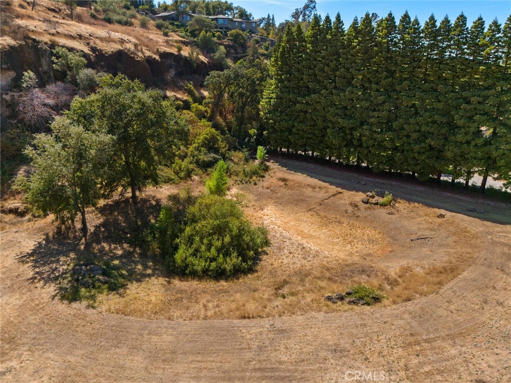 https://media.crmls.org/medias/f95fea03-08c7-41d1-8453-34ee5fbece42.jpg?preset=X-Large