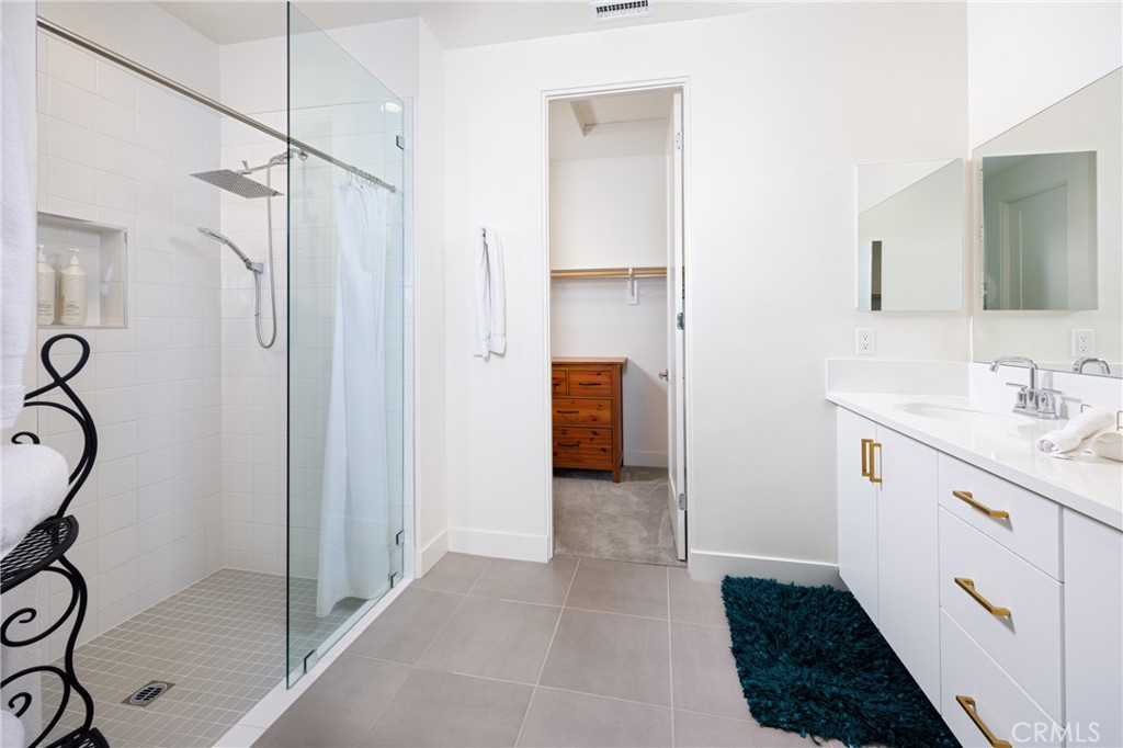 MLS #OC25259574 image #9