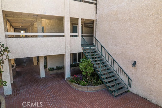 Detail Gallery Image 25 of 36 For 12141 Centralia St #208,  Lakewood,  CA 90715 - 2 Beds | 2 Baths