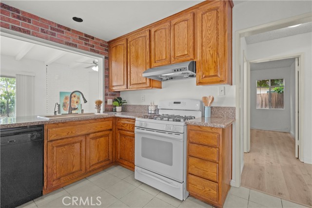 Detail Gallery Image 8 of 27 For 9138 Emperor, San Gabriel,  CA 91775 - 3 Beds | 2 Baths