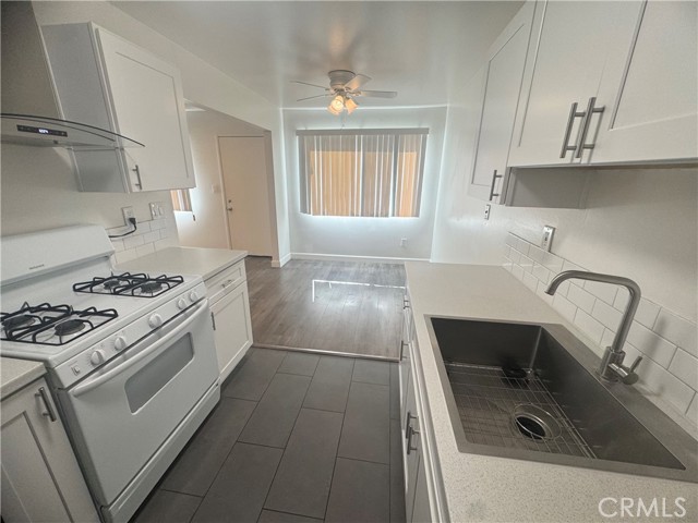 Detail Gallery Image 7 of 19 For 3175 Quartz Ln #3,  Fullerton,  CA 92831 - 2 Beds | 1 Baths