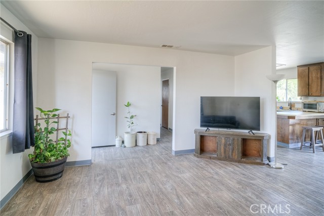 Detail Gallery Image 12 of 24 For 59 Flying Cloud Dr, Oroville,  CA 95965 - 3 Beds | 2 Baths