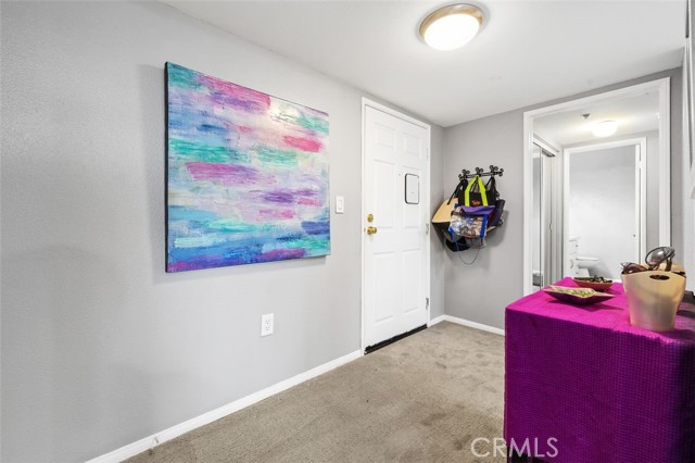 Detail Gallery Image 2 of 35 For 4501 Cedros #239,  Sherman Oaks,  CA 91403 - 2 Beds | 2 Baths