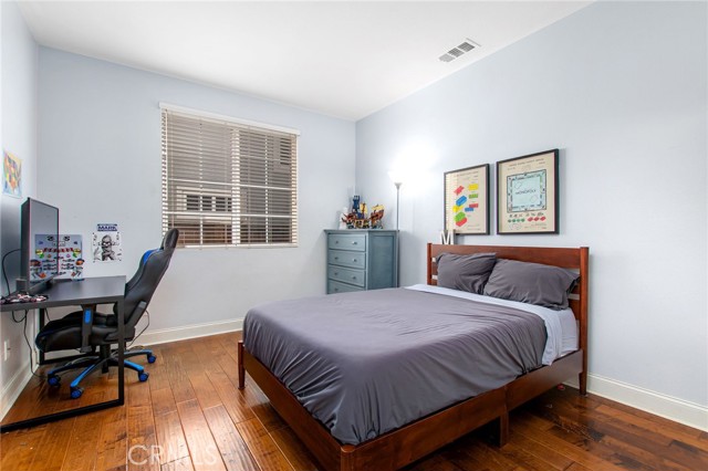 Image 28 of 49 For 30193 Trois Valley Street