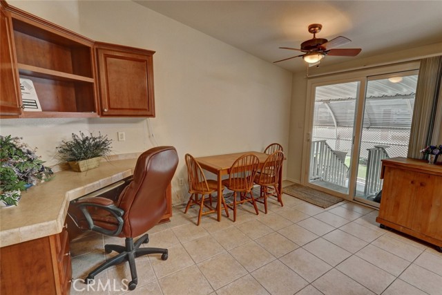 Detail Gallery Image 15 of 51 For 9850 Garfield #35,  Huntington Beach,  CA 92646 - 3 Beds | 2 Baths
