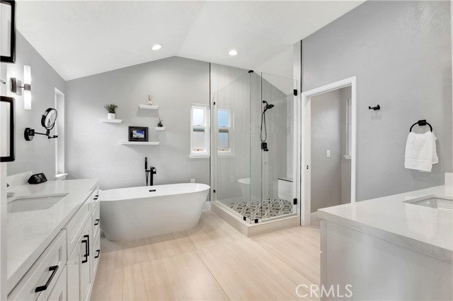 Detail Gallery Image 40 of 55 For 1916 Pine St, Huntington Beach,  CA 92648 - 4 Beds | 3 Baths