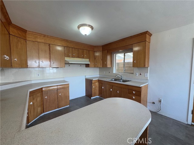 Detail Gallery Image 8 of 28 For 417 Saratoga, Grover Beach,  CA 93433 - 4 Beds | 2 Baths