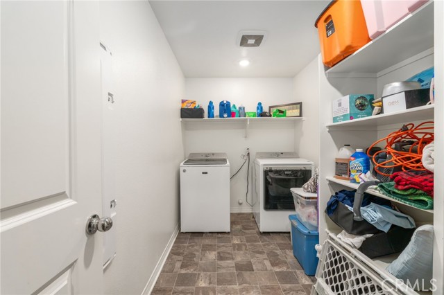 29554 Bisbee Court, Winchester CA: https://media.crmls.org/medias/f9652ae1-6cd6-430b-a552-e16b40d2d220.jpg