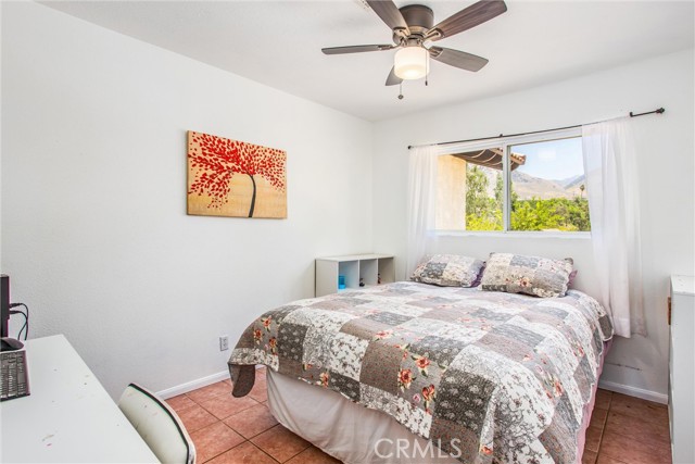 32272 Florida Avenue, Mentone CA: https://media.crmls.org/medias/f9653745-b007-45e5-8968-ef6366d55b2a.jpg