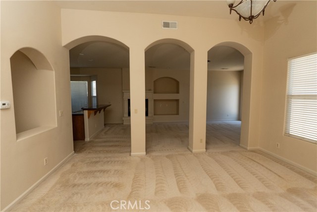 Detail Gallery Image 10 of 68 For 8185 Lakeshore Dr, Chowchilla,  CA 93610 - 5 Beds | 4 Baths