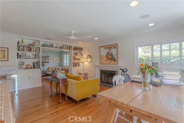 7520 W 90th Street, Los Angeles CA: https://media.crmls.org/medias/f966c2c7-6231-4e5f-a929-a793a3c99652.jpg