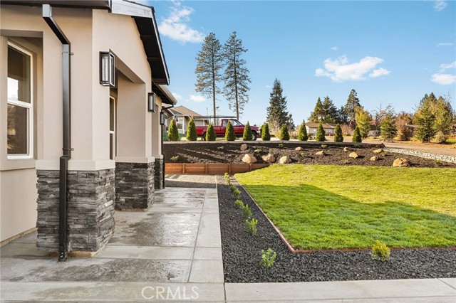 Detail Gallery Image 4 of 45 For 1610 Young, Paradise,  CA 95969 - 2 Beds | 2 Baths