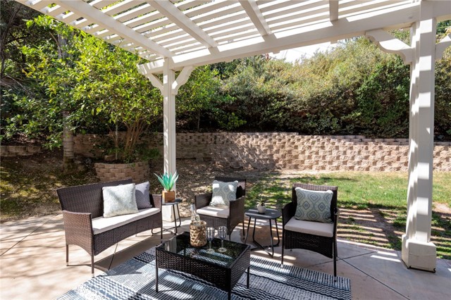 Detail Gallery Image 16 of 51 For 24589 Lola, Newhall,  CA 91321 - 5 Beds | 3 Baths