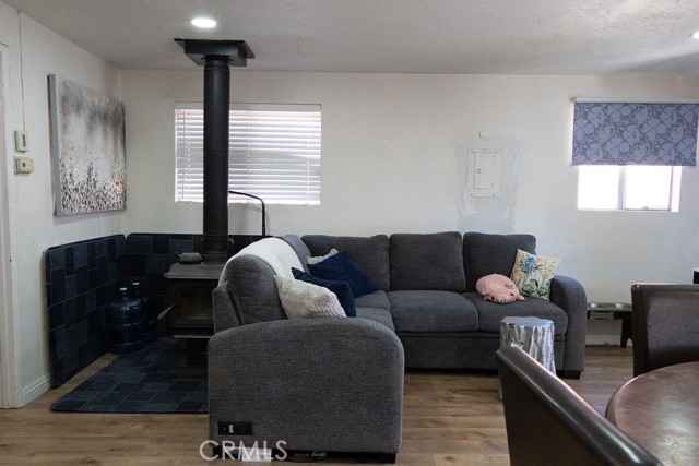 Detail Gallery Image 2 of 11 For 4200 Maple Trail, Frazier Park,  CA 93225 - 1 Beds | 1 Baths