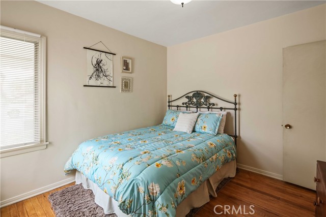 Detail Gallery Image 14 of 27 For 1200 N Valley St, Burbank,  CA 91505 - 4 Beds | 2 Baths
