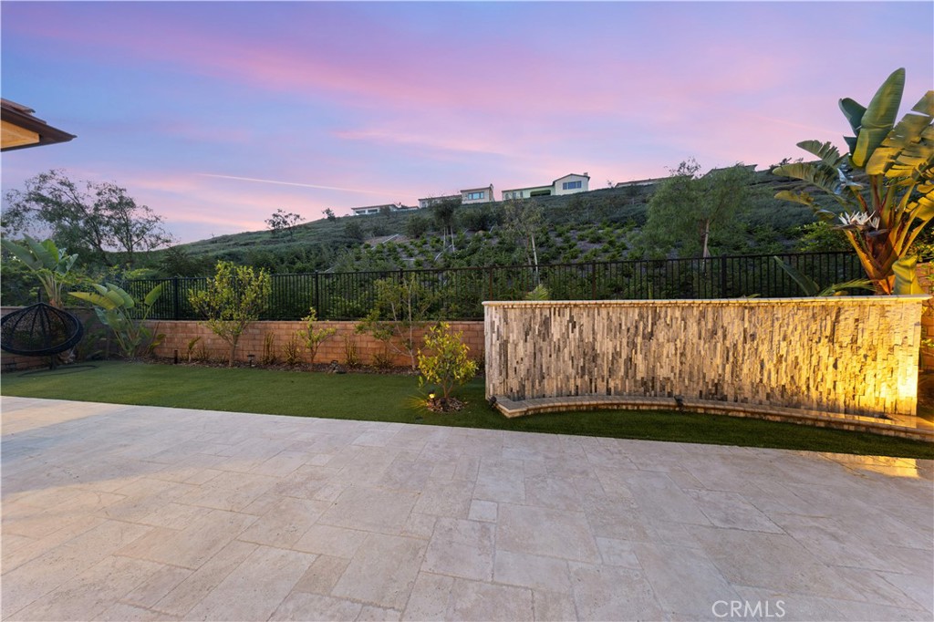 MLS #OC25277279 image #6