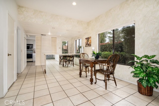 Image 5 for 44602   Monaco CIR