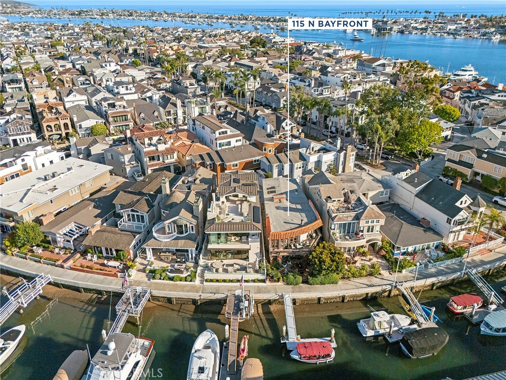 https://media.crmls.org/medias/f968fd1d-bafd-4355-8eba-db86a5dec5a4.jpg?preset=X-Large