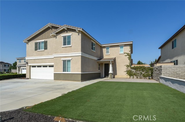 Detail Gallery Image 1 of 1 For 4921 Impatiens Cir, Jurupa Valley,  CA 91752 - 5 Beds | 3 Baths