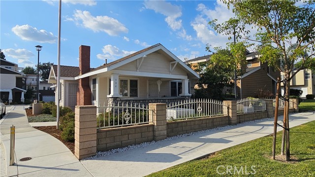 Detail Gallery Image 2 of 9 For 904 S Palmetto Ave a,  Ontario,  CA 91762 - 3 Beds | 2 Baths