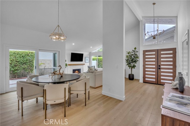 Image 10 of 50 For 20441 Whitetree Circle