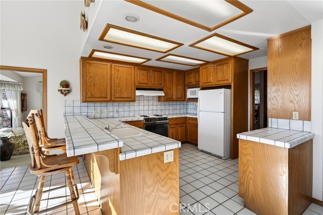 Detail Gallery Image 23 of 52 For 2495 Eastlake Drive, Kelseyville,  CA 95451 - 4 Beds | 2/1 Baths