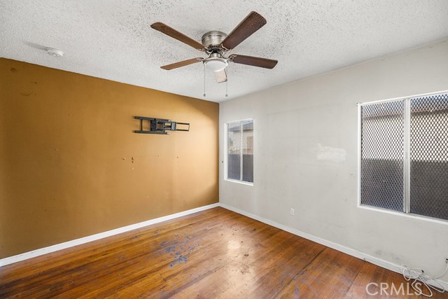 Detail Gallery Image 40 of 41 For 1504 S California Ave, Compton,  CA 90221 - 3 Beds | 2 Baths