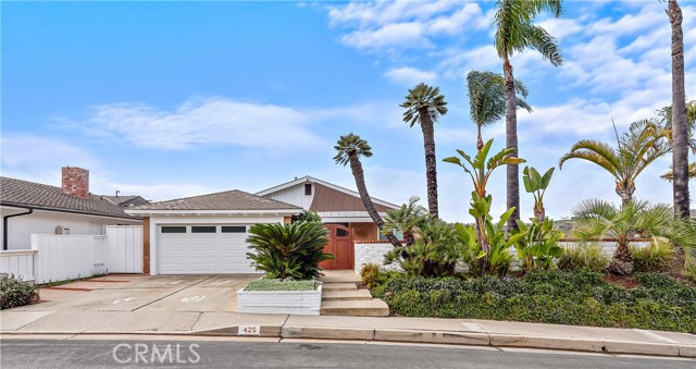 Detail Gallery Image 1 of 1 For 425 Calle Pueblo, San Clemente,  CA 92672 - 3 Beds | 2 Baths