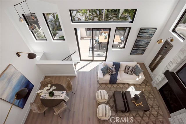 544 Helberta Avenue, Redondo Beach, California 90277, 4 Bedrooms Bedrooms, ,2 BathroomsBathrooms,Residential,Sold,Helberta,SB21084737