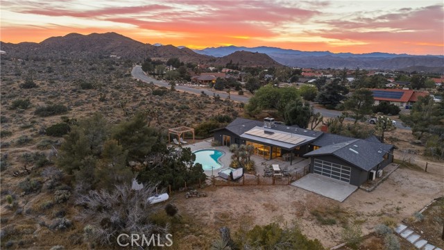 Front Image Thumbnail for CRJT26070628